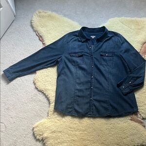 J Jill snap thin button down shirt denim jean dark wash EUC